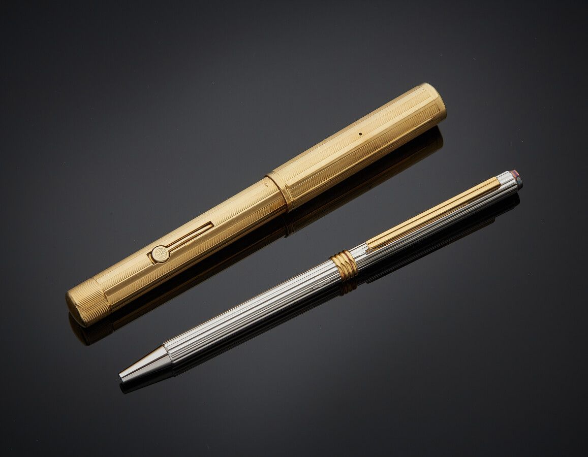Null WATERMAN - CHRISTIAN DIOR

STYLO PLUME en or jaune (750) guilloché. Manque &hellip;