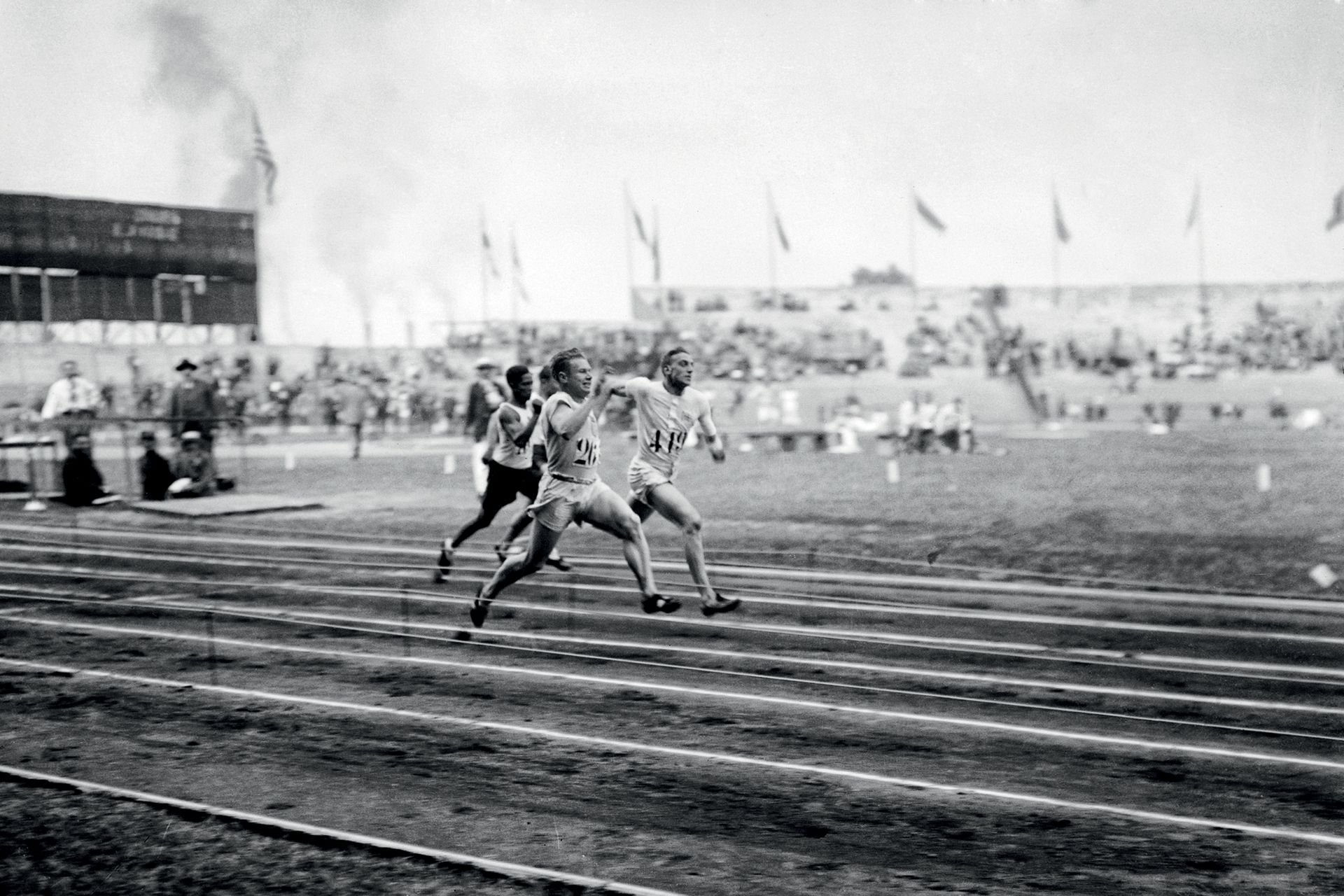 Null Paris 1924. Charles Paddock, Harold Abrahams, 200m © Collections L'Équipe 8&hellip;