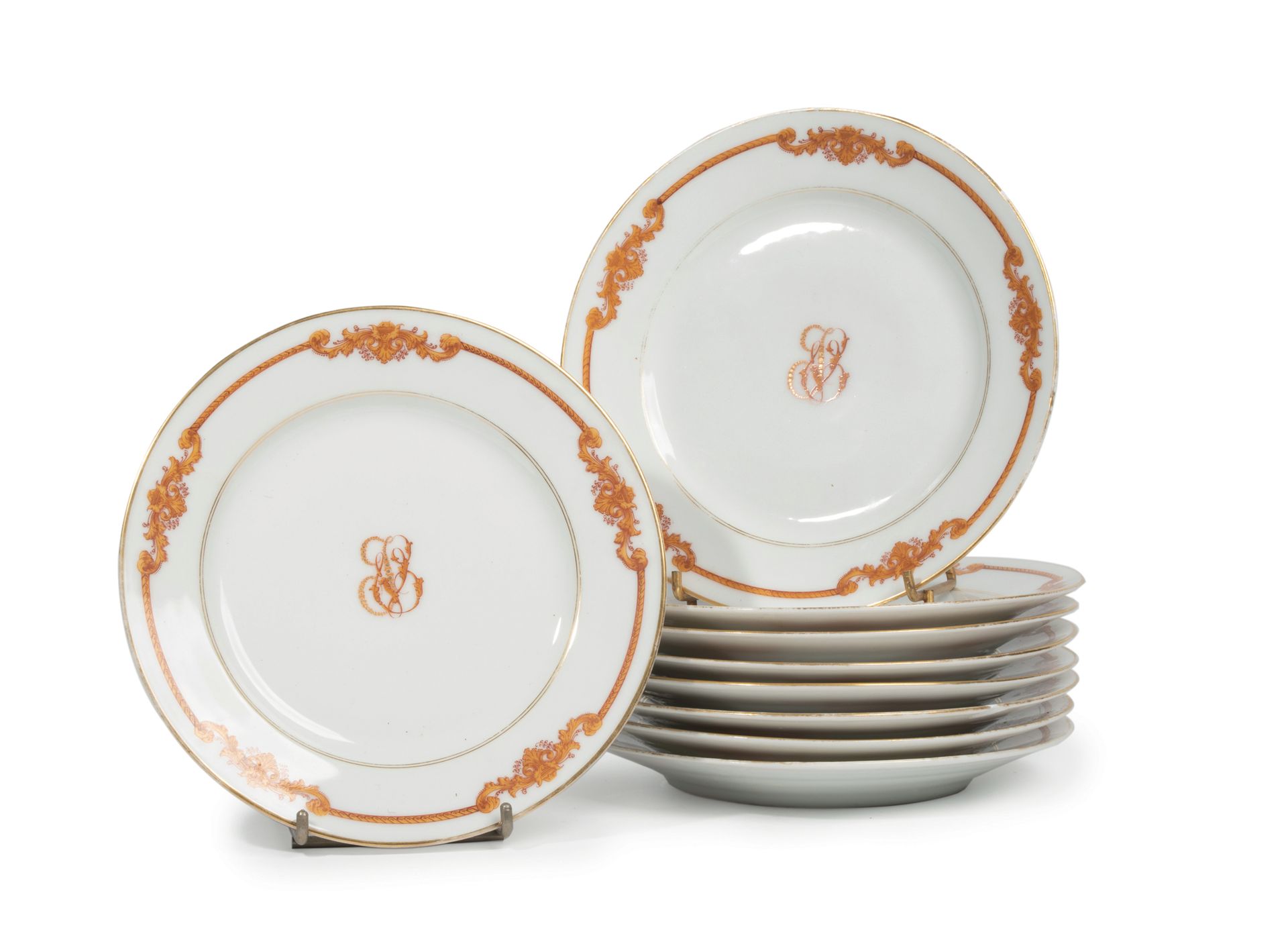 Null Service of nine dessert plates with the figure of Jules Verne. No mention o&hellip;