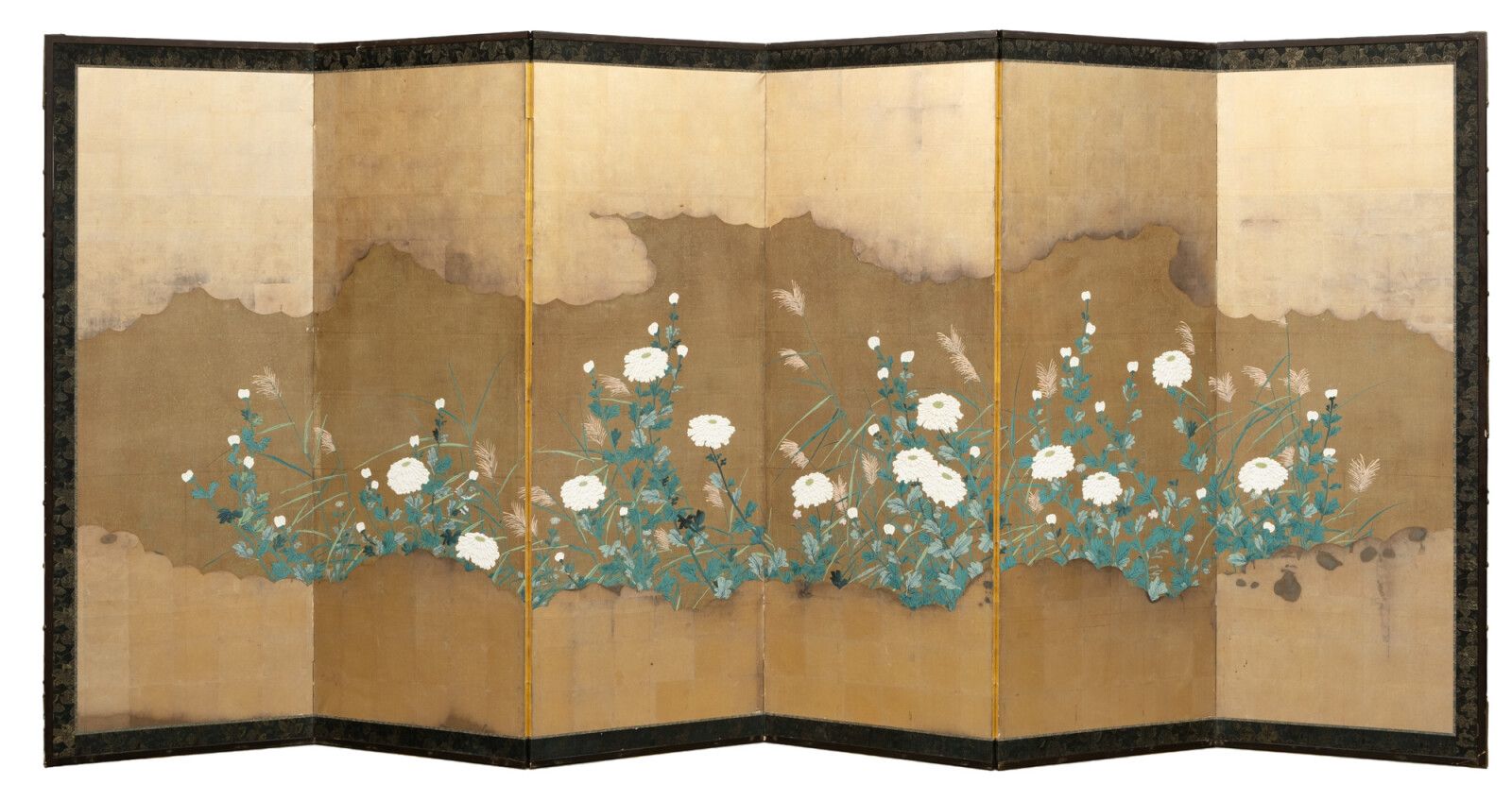 Null 六扇屏风，连续画着各种秋天的花朵，如白色的菊花（kiku）和一些蓝色的金鸡菊（nogiku），在潘帕斯草（susuki）中。这幅画让人联想到林巴学派的&hellip;