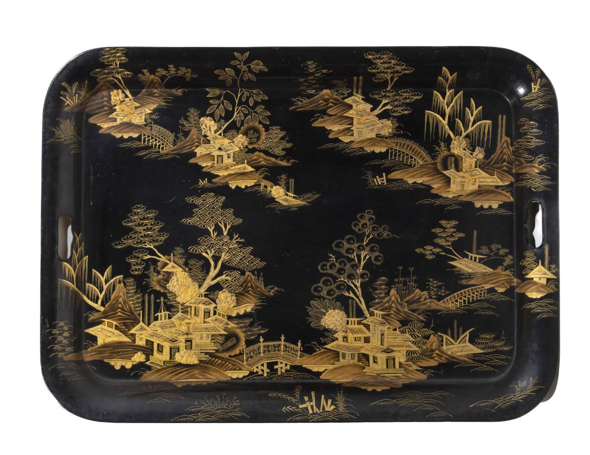 Null Set aus drei lackierten Holztabletts mit chinesischen Motiven 77 x 56 cm, 7&hellip;