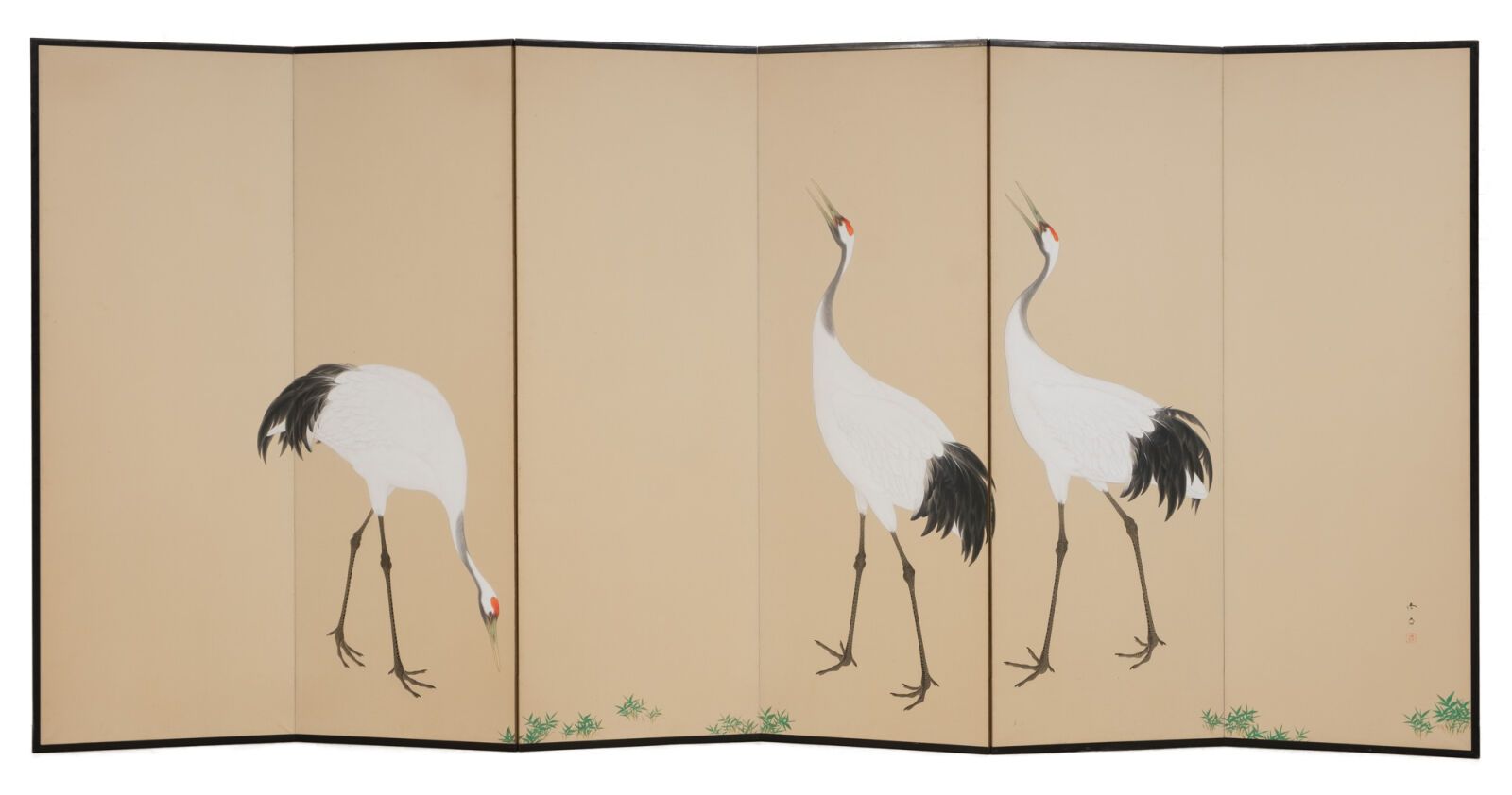Null 大型6扇屏风，上面有代表3只仙鹤的多色画。 
在日本文化中，仙鹤象征着好运和长寿，因为它的传说中的寿命为一千年。
屏幕由一个黑漆木框保护。右角有艺术家&hellip;