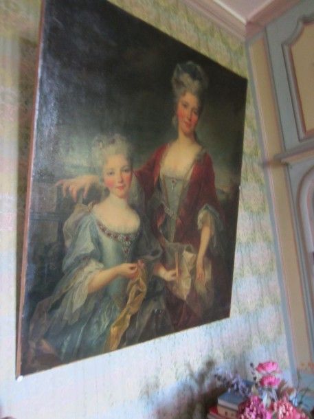 École FRANÇAISE vers 1700 La mère et son enfant Huile sur toile 121 x 101 cm