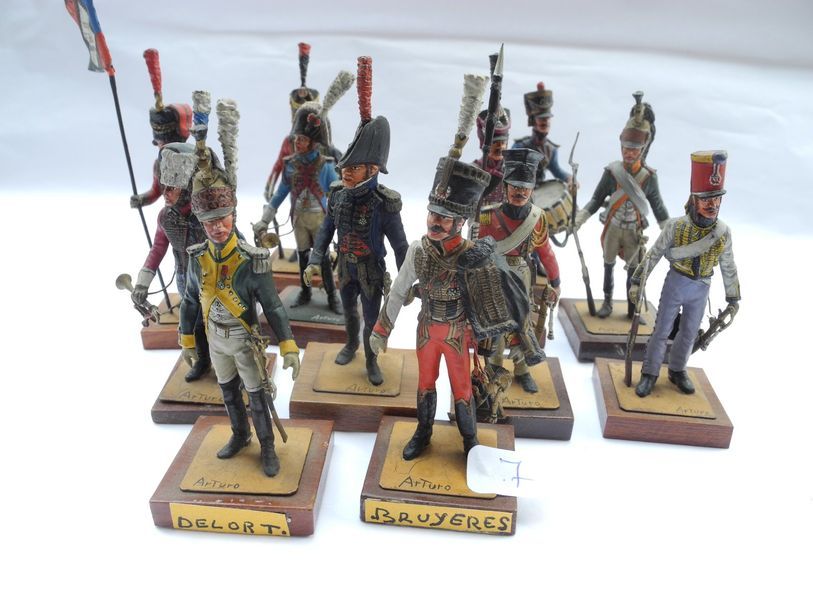 Null 12 figurines Arturo
2ème rit Lanciers, officier marin de la garde, trompett&hellip;