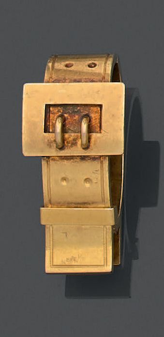 Null Ovaler Gürtel mit Schnalle in 18 Karat Gelbgold (750).
Bruttogewicht: 6,19 &hellip;