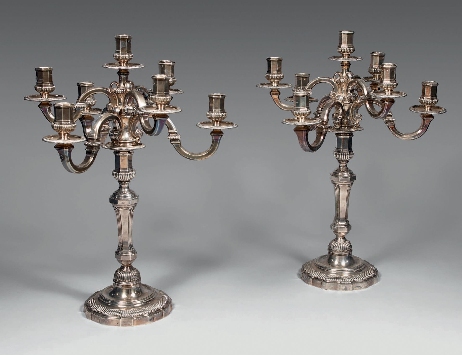 Null Pair of large silver candelabras (950), decorated with friezes of godrons. &hellip;