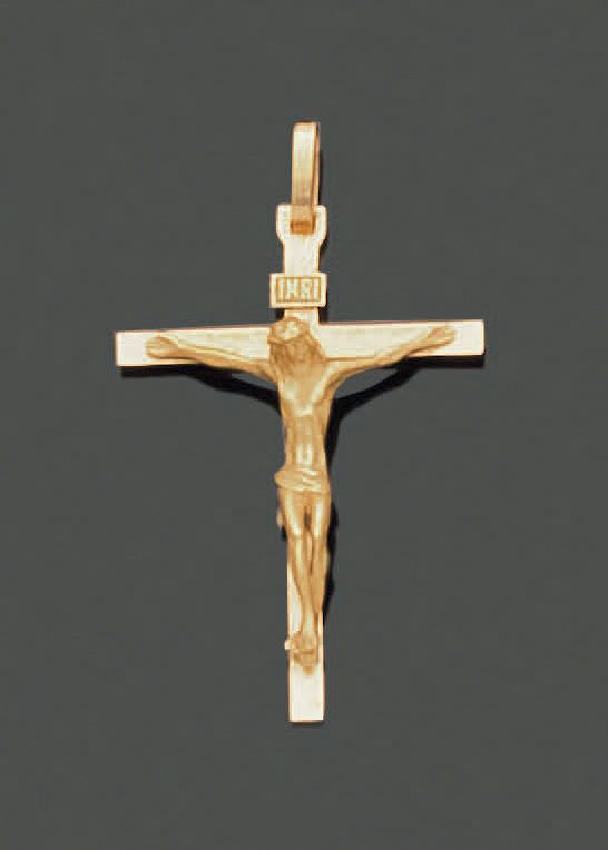 Null 18K(750)黄金十字架吊坠，基督浮雕在阿马蒂的十字架上，背面为素面。重量：4.15克。