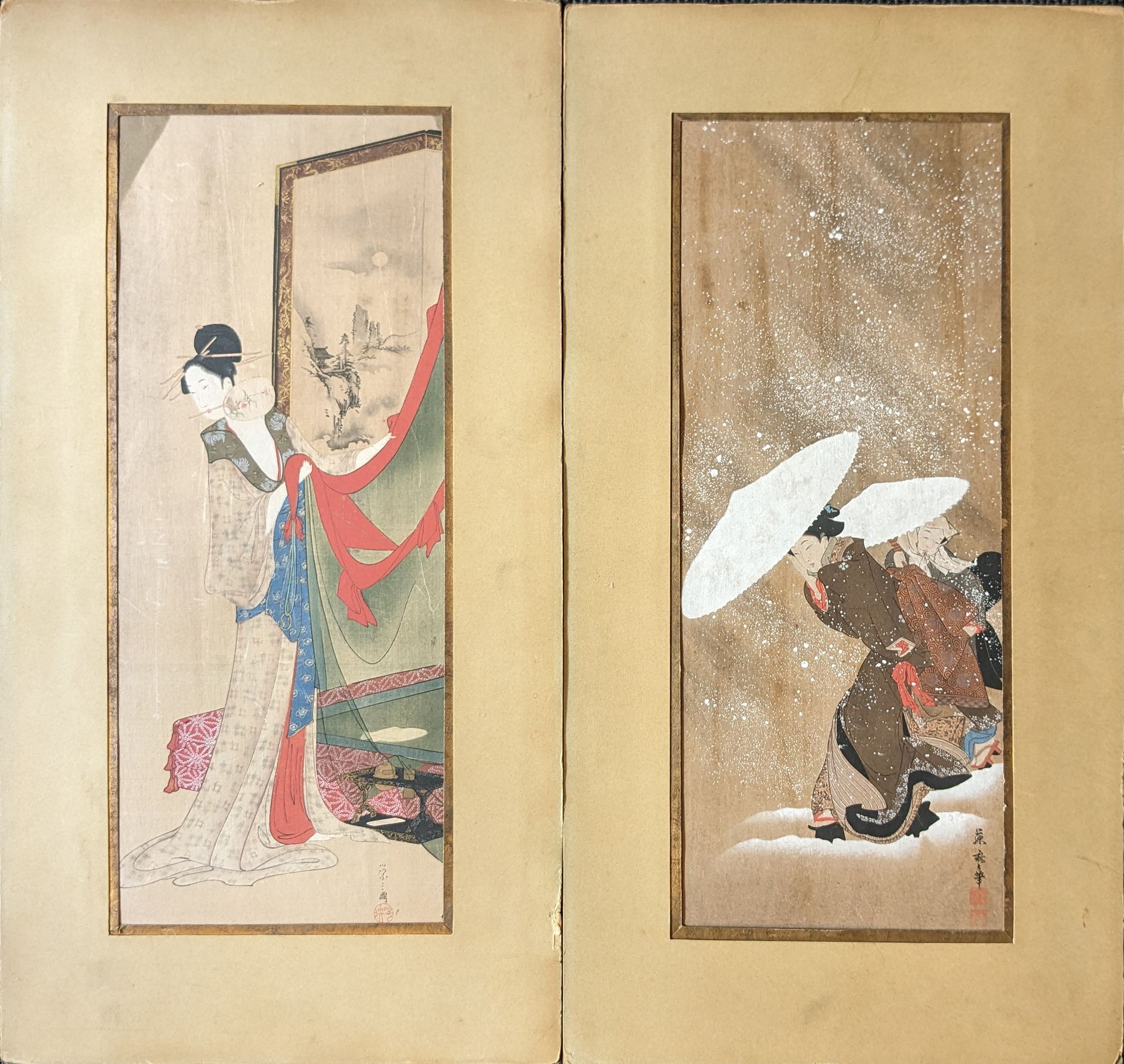 Null Paire de peintures sur soie Femmes sous la neige - Femme dans un intérieur.&hellip;