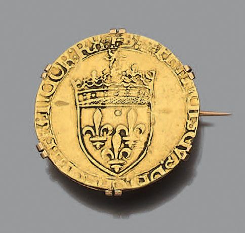 Null FRANÇOIS Ier (1515- 1547).
Écu d'or au soleil.
Poids: 5,46 g.
Montée en bro&hellip;
