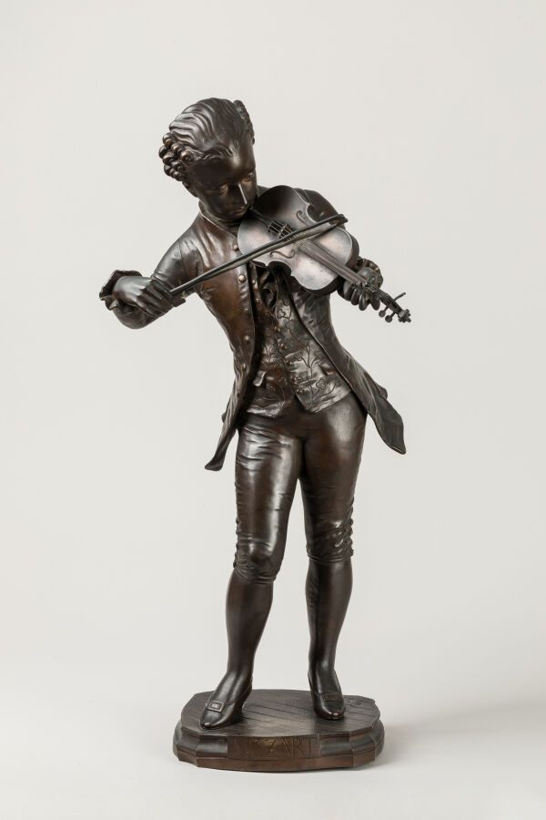 Null G. GUEYTON fin XIXe siècle. "Mozart". Sculpture en bronze patine brune. Rep&hellip;