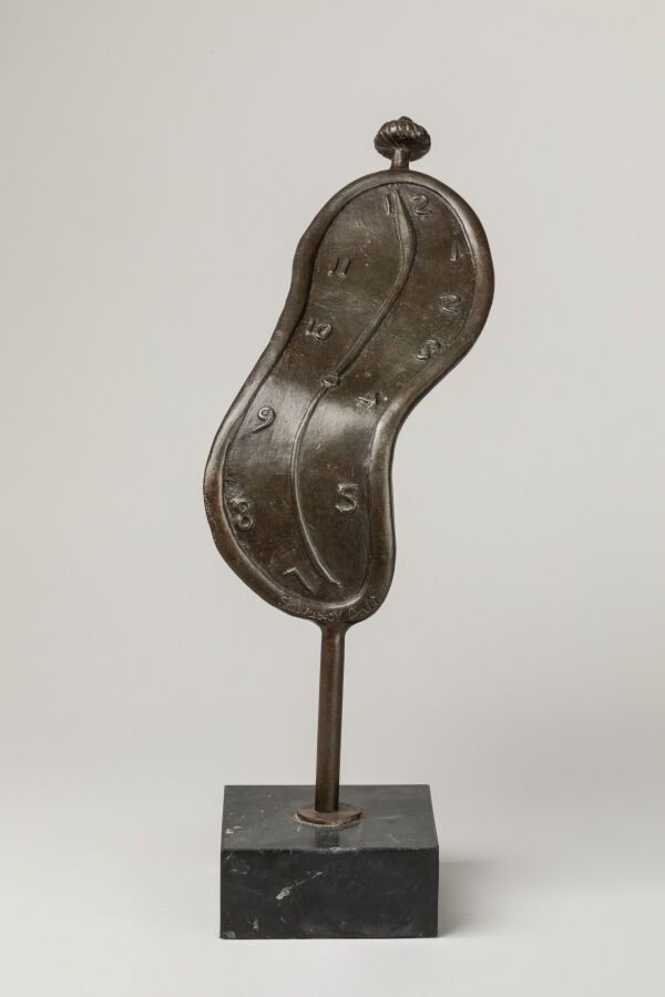 Null DALI Salvador (1904-1989) d'après. "Montre Molle" - Sculpture en Bronze à p&hellip;