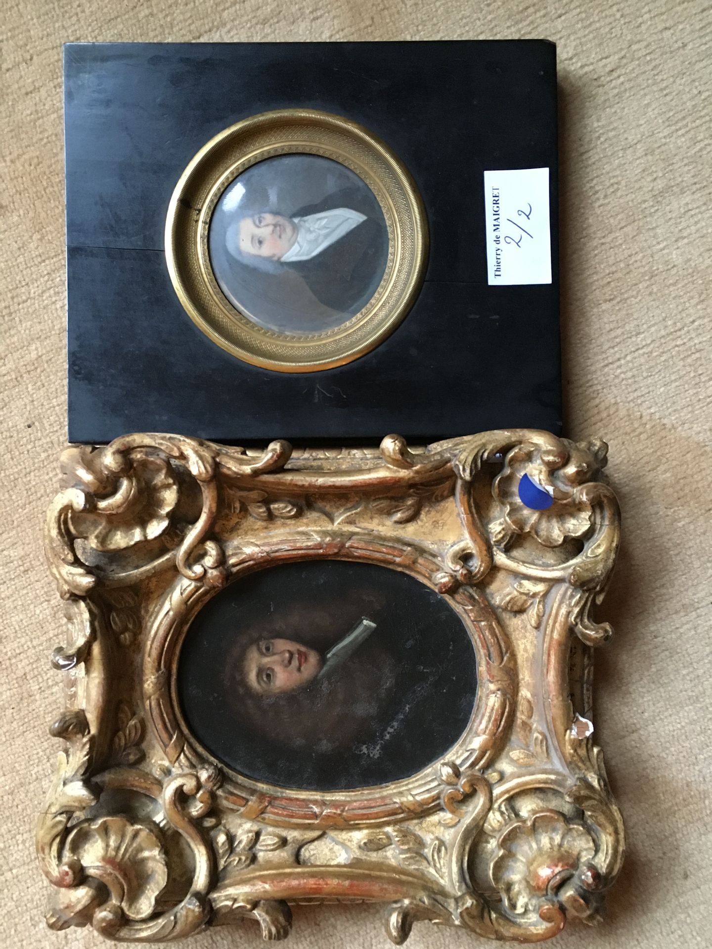 Null 微型圆形人像

結合：男人的肖像，小橢圓形面板，17世紀風格的框架。