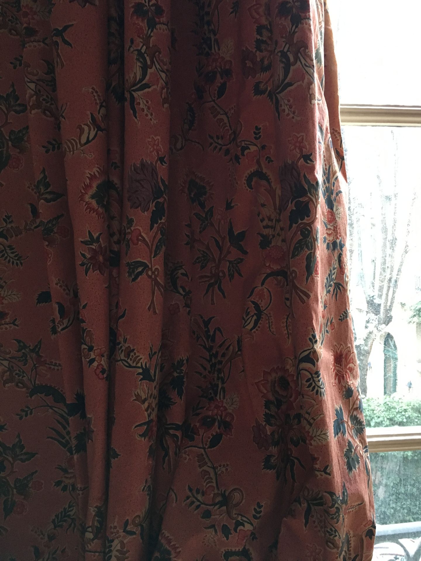 Null Manette de rideaux, deux paires de rideaux à décor Indienne fond rose**H : &hellip;