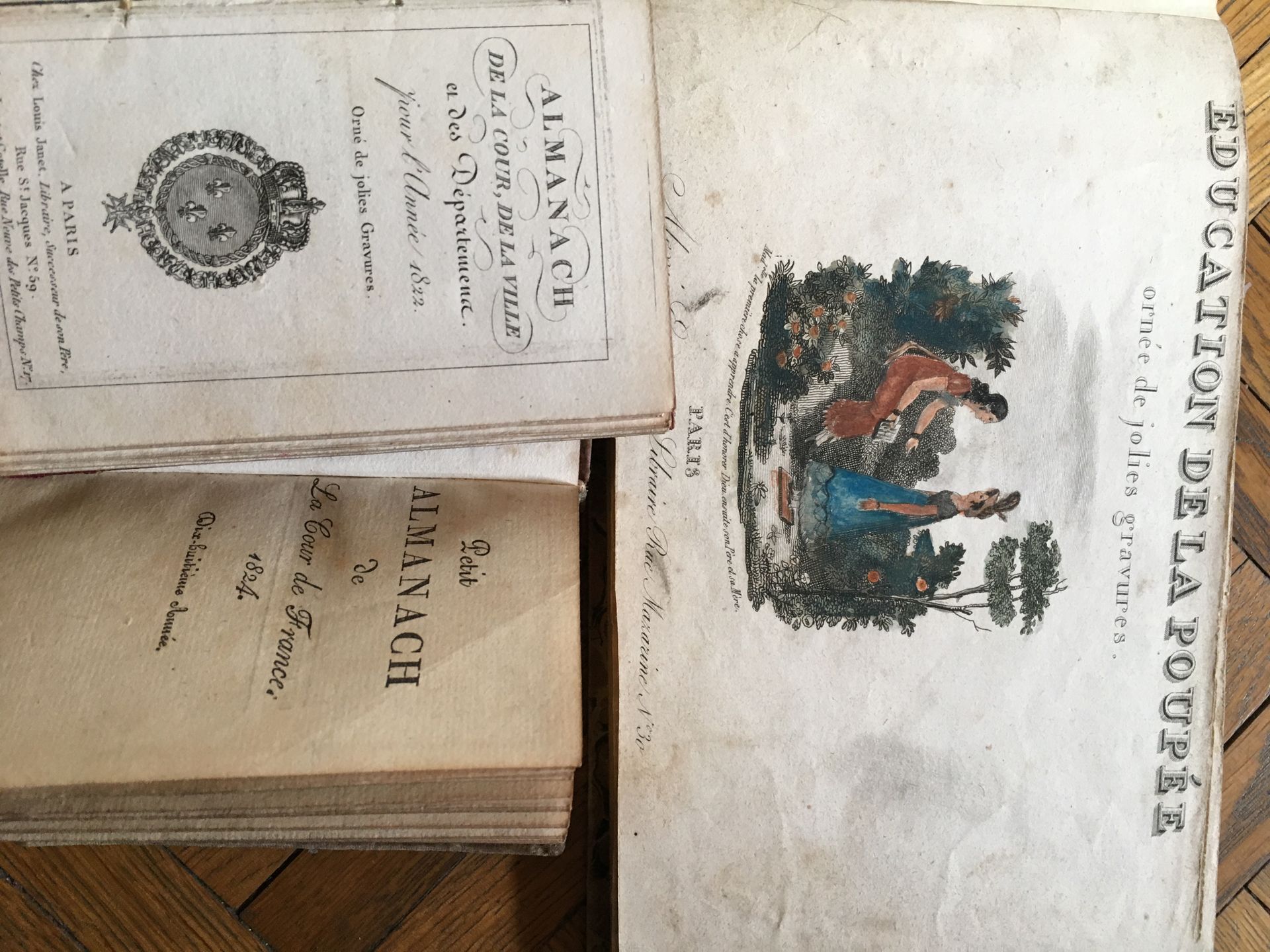 Null Almanach de la cour 1822 reliure en maroquin et idem 1824 reliure velours a&hellip;