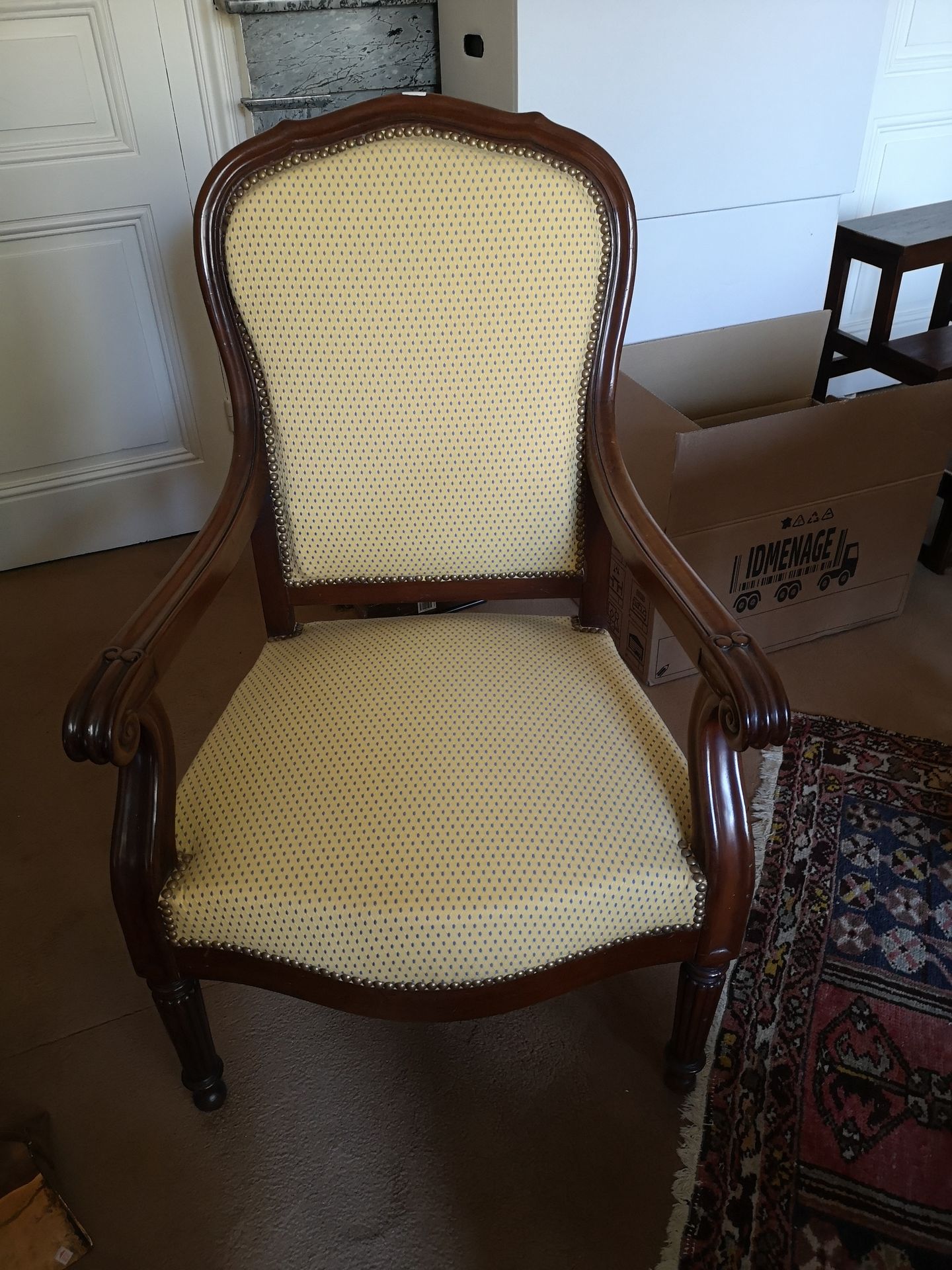 Null Suite de quatre fauteuils en acajou, fin du XIXème siècle. Haut.: 96 cm - P&hellip;