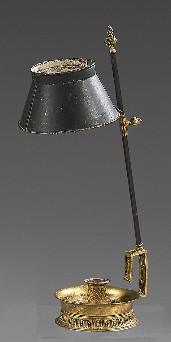 Null Curieuse lampe-liseuse en bronze ciselé et doré ou acier; la bobèche à cann&hellip;