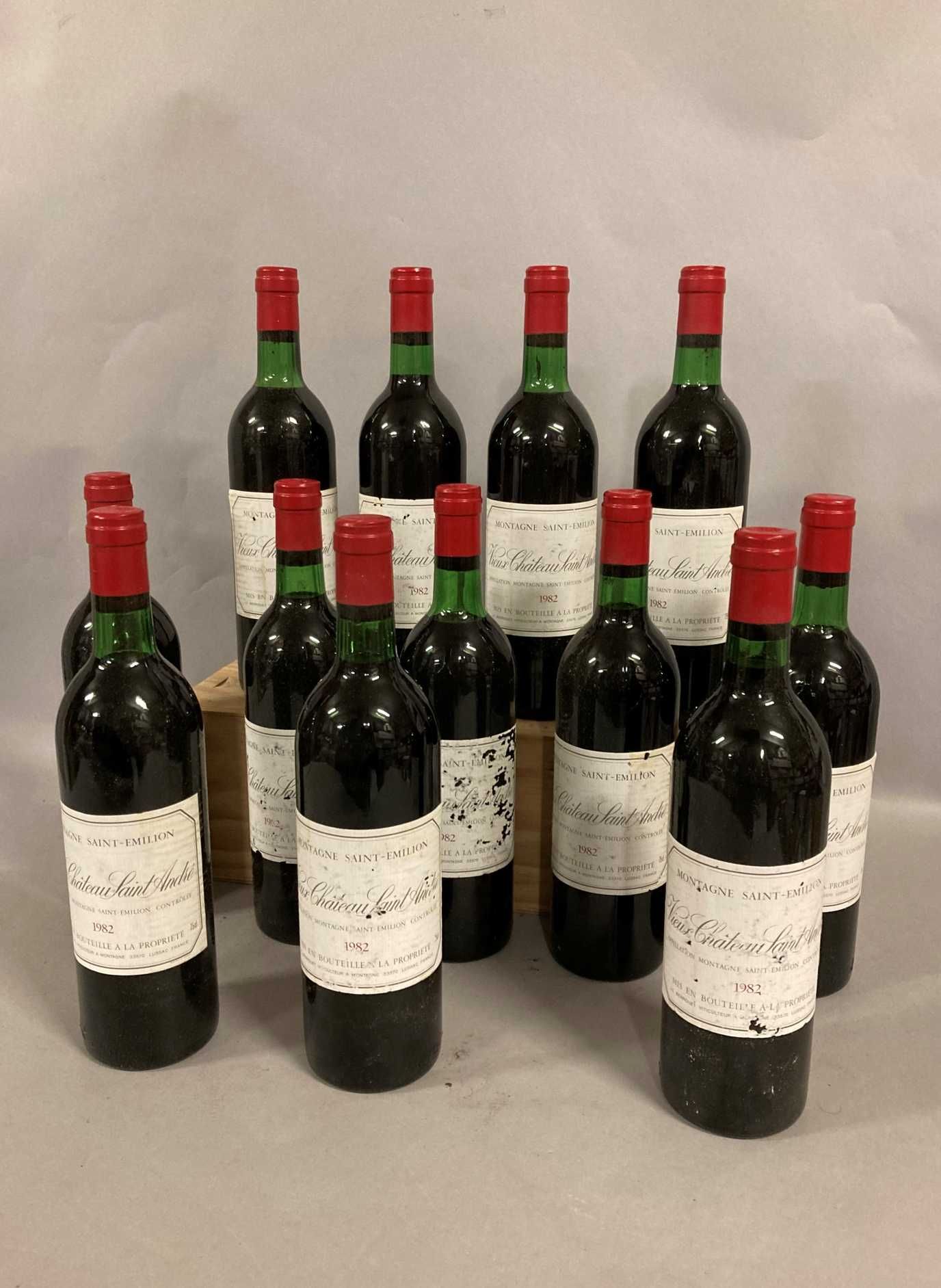 Null 12 bouteilles VIEUX Château SAINT-ANDRE, Montagne-St-Emilion 1982 (elt,1 ea&hellip;