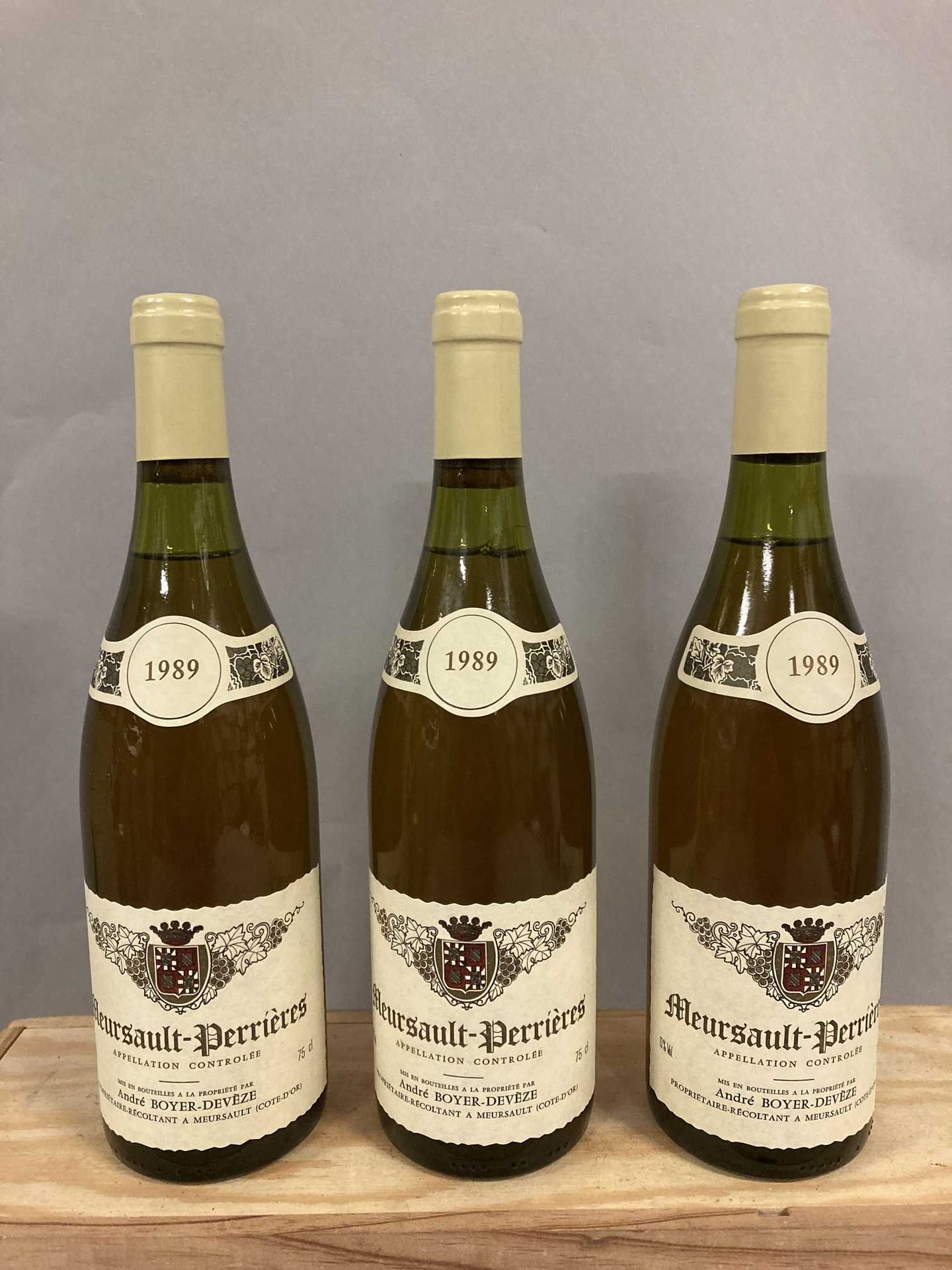 Null 3 bottles MEURSAULT "Perrières 1er cru", André Boyer-Devèze (LB/MB, descend&hellip;