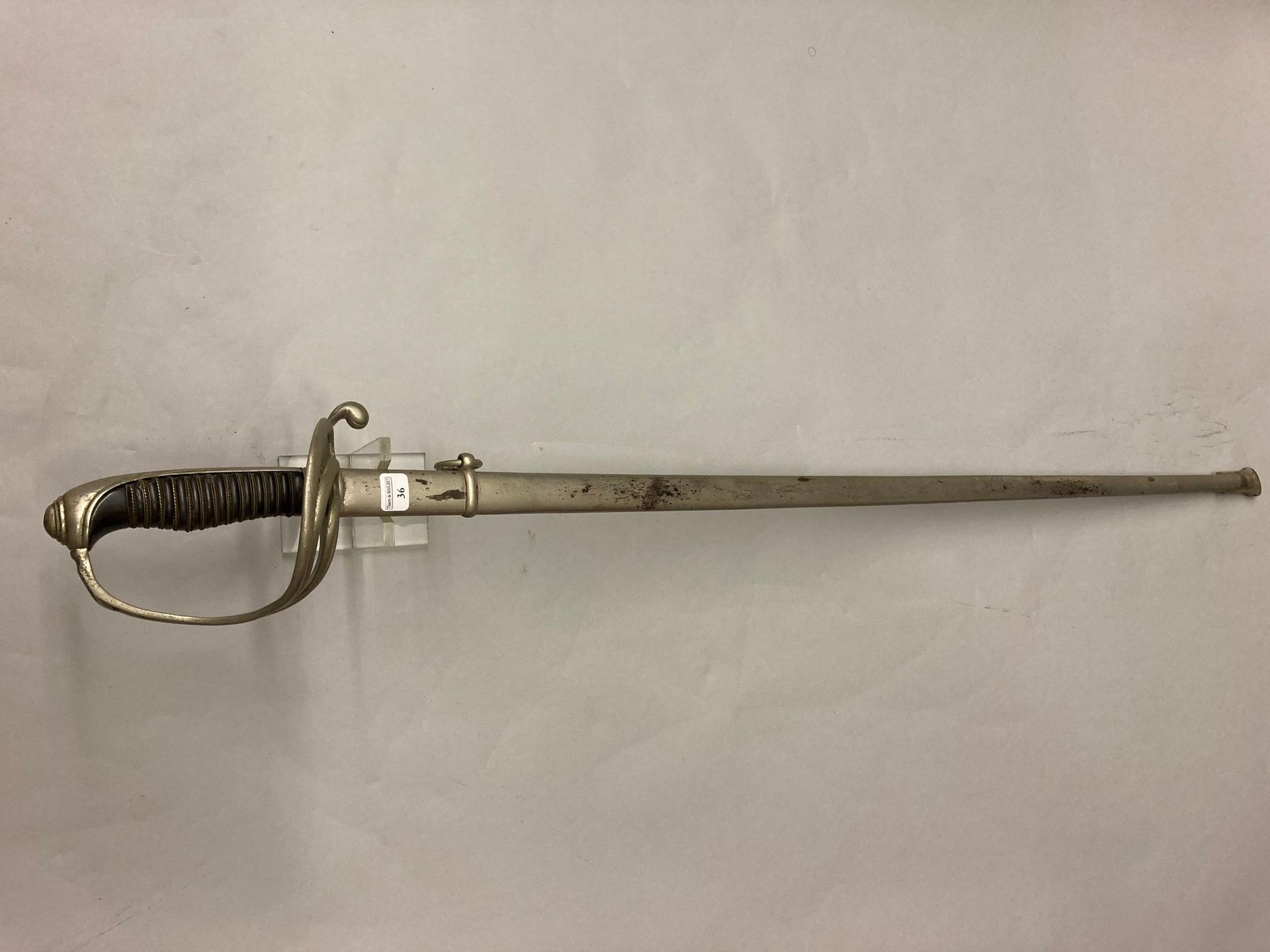 Null 1896型步兵军官军刀，镀镍铁刀鞘。

第三共和国时期

状况相当好