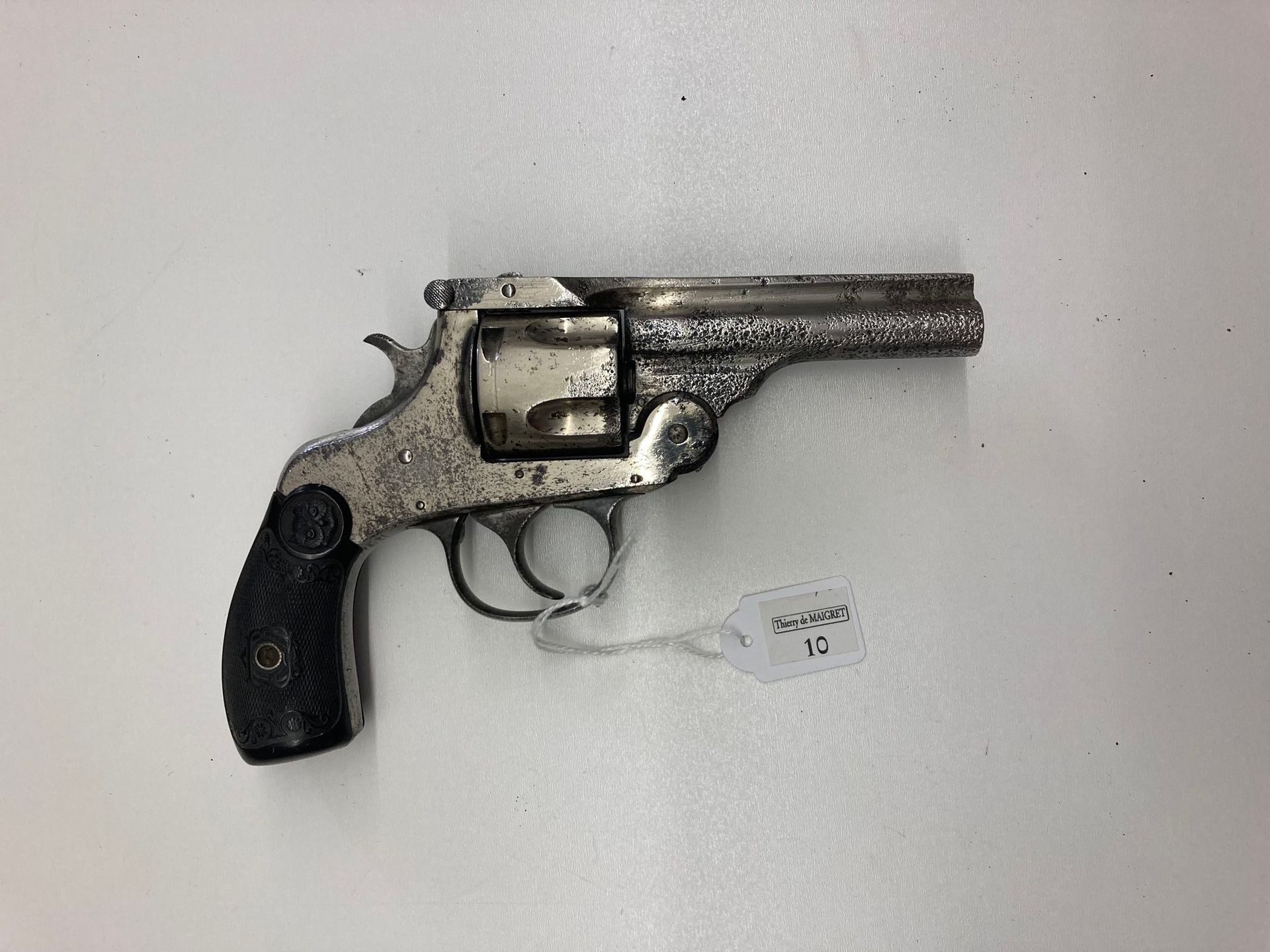 Null Revolver vom Typ Smith & Wesson aus vernickeltem Eisen, Kaliber 380, Mechan&hellip;