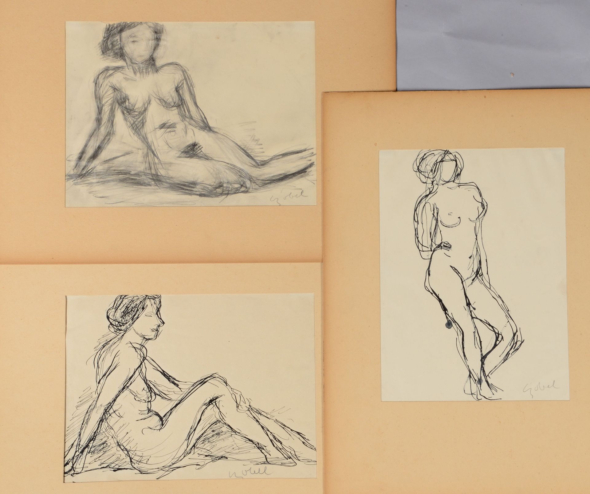 Béla Adalbert CZÓBEL (1883-1976) * 裸体研究
五张画，两张木炭，两张墨水，一张黑铅笔，右下方有签名。
三：31.5 x 24 &hellip;