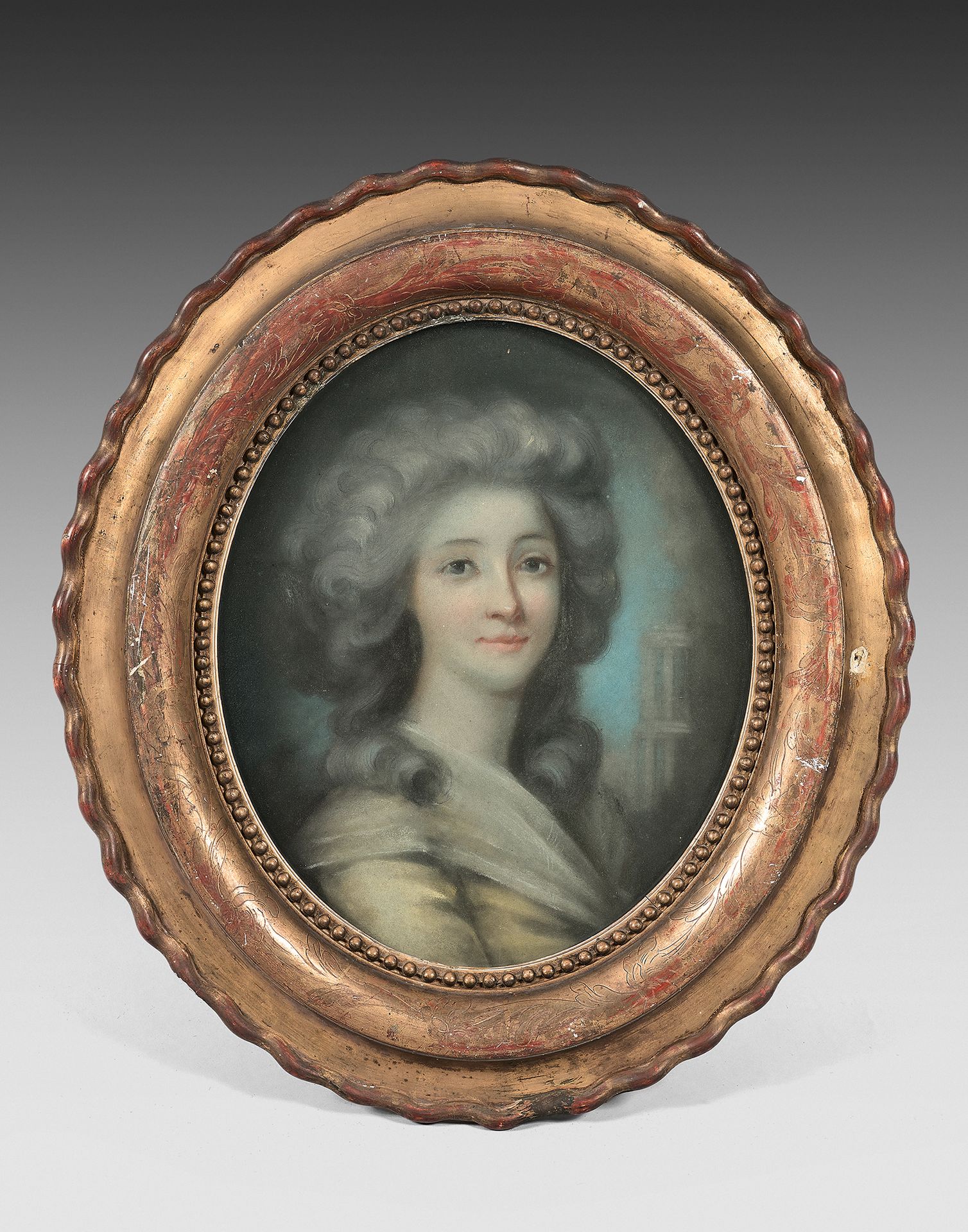 École FRANÇAISE de la fin du XVIIIe siècle 戴着帽子的年轻女子的肖像
戴着白领巾的年轻女子的画像
椭圆形粉彩画一对。
&hellip;