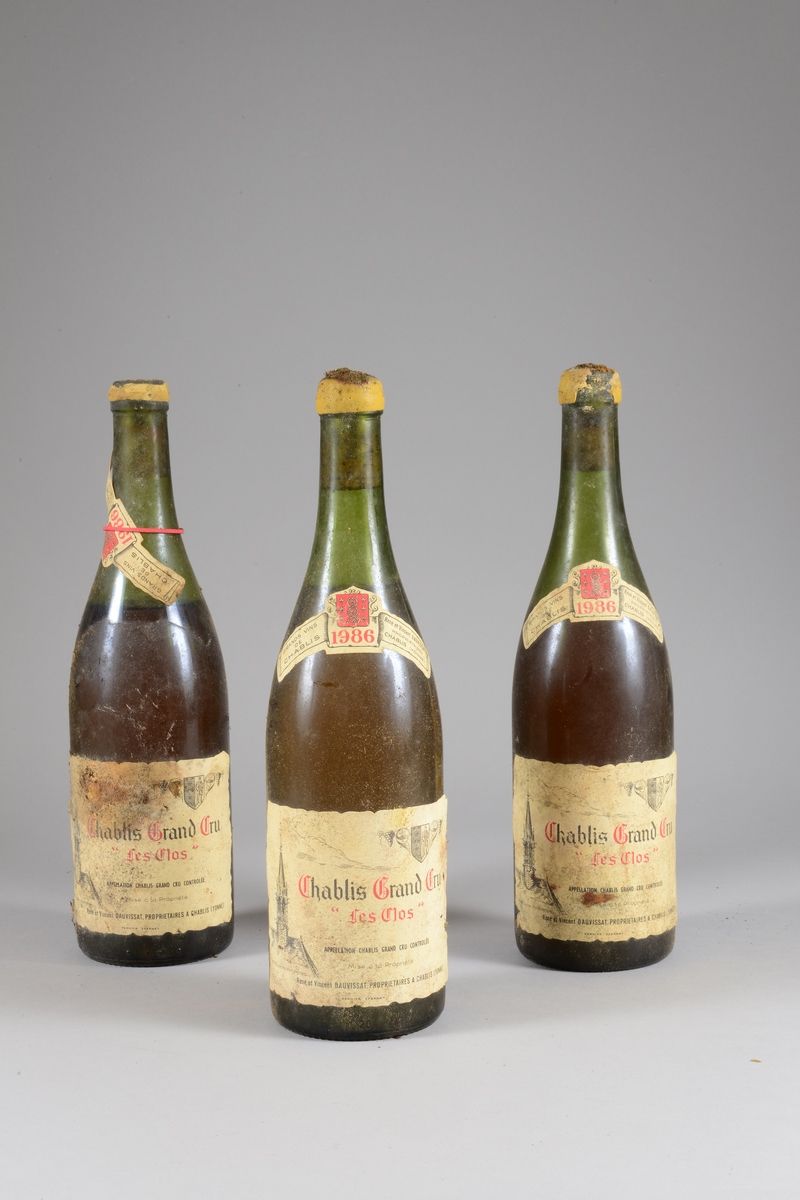 Null 3瓶CHABLIS "Les Clos Grand Cru", Vincent Dauvissat 1986 (和，每瓶，蜡盖损坏，1MB，1MB/B&hellip;