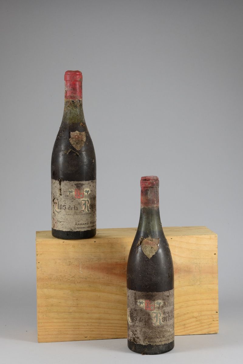 Null 2 Flaschen CLOS DE LA ROCHE, Armand Rousseau 1962 (es, et, ea, MB, fleckige&hellip;
