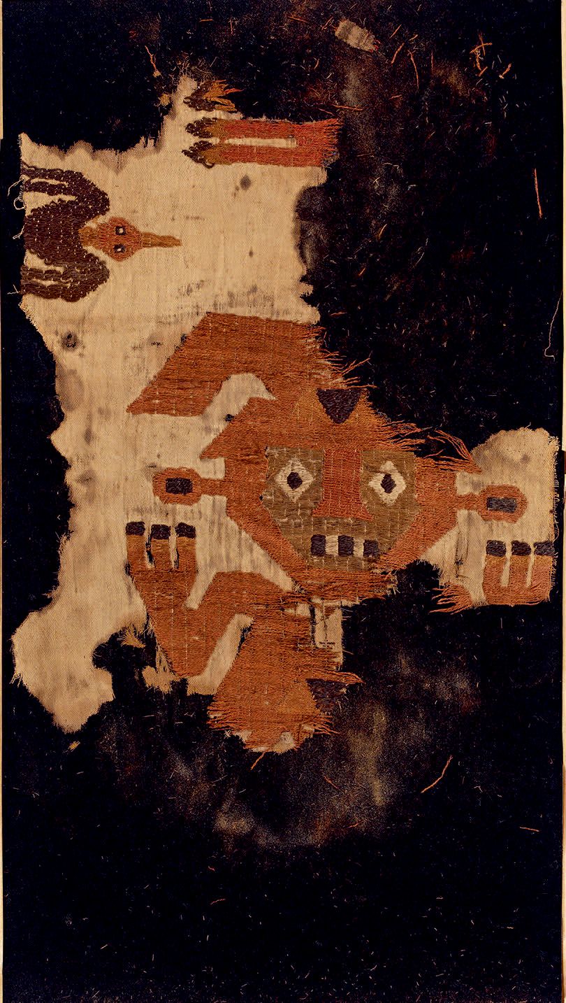 Null * 表现人头和鸟的棉布碎片。
秘鲁，北海岸，Chancay文明，公元1,000-1,400年
43 x 36 厘米
呈现在框架中：68.5 x 38.&hellip;