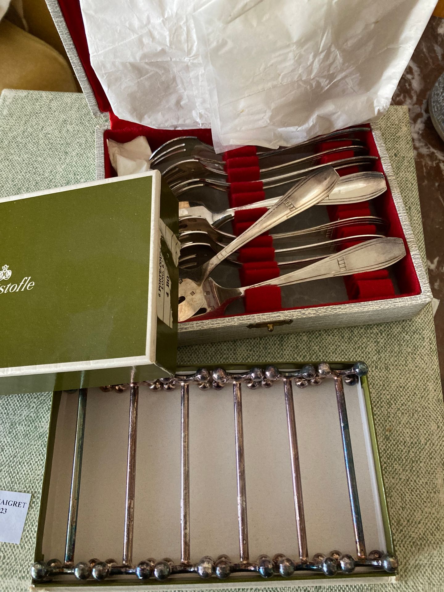 Null Set of silver plated cutlery