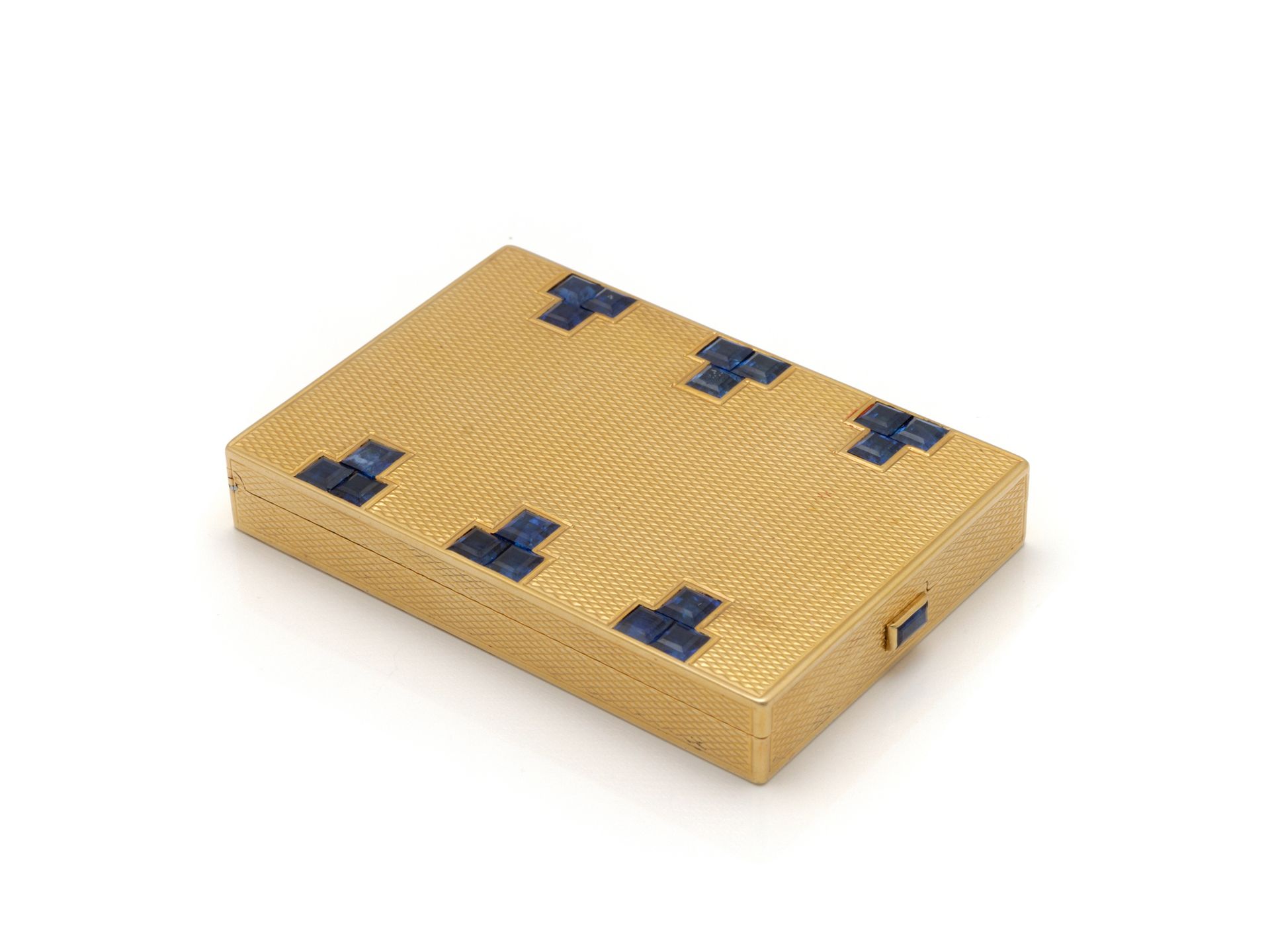 Null Pequeña minaudière rectangular de oro de 750 milésimas con motivo guilloché&hellip;