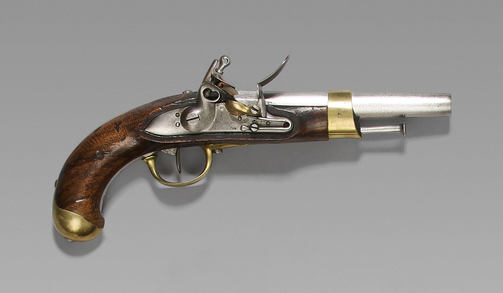 Null An XIII model marine flintlock pistol, barrel hallmarked: "B 1812", "P" spa&hellip;