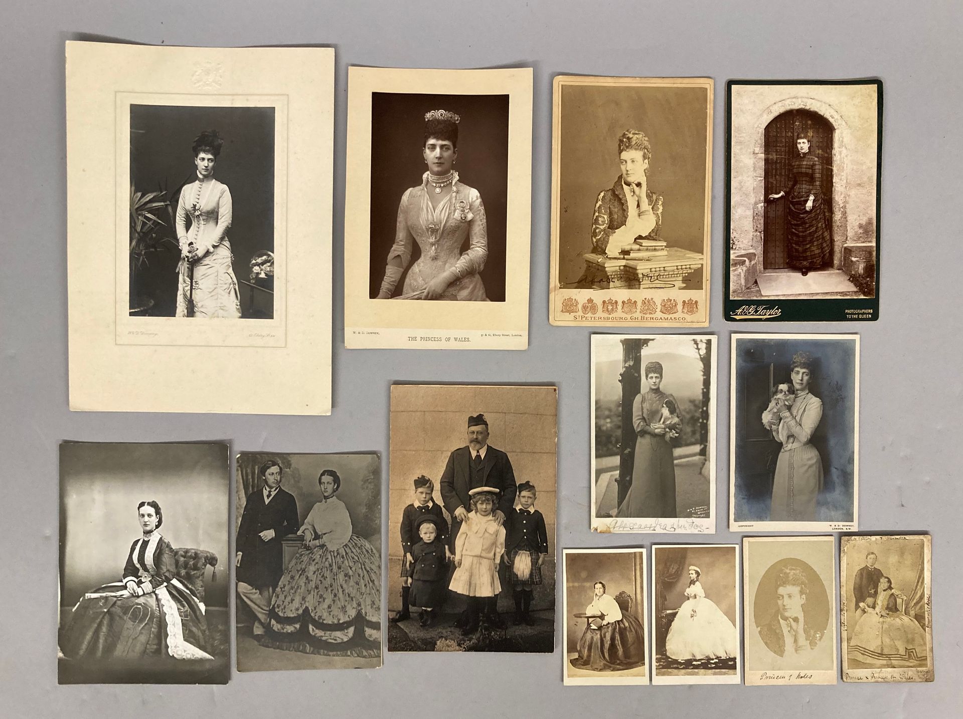 Null Important lot de 13 photographies fin XIXe - début XXe siècle : - - 10 d’en&hellip;