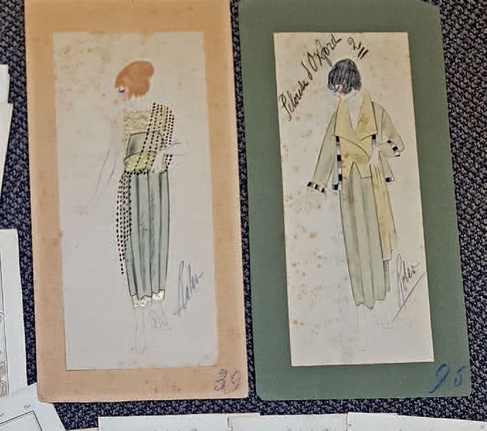 Null Deux beaux dessins originaux pour la mode, signés ROHER (?) vers 1916. Modè&hellip;