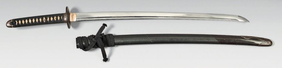 JAPON KATANA, lame à gorges de 63,5 cm, suriage, 2 mekugi-ana, ligne trempe guno&hellip;