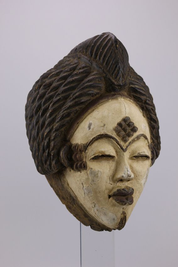 Null 普努面具，非洲加蓬。一个美丽的普努面具（加蓬）。高31.5厘米