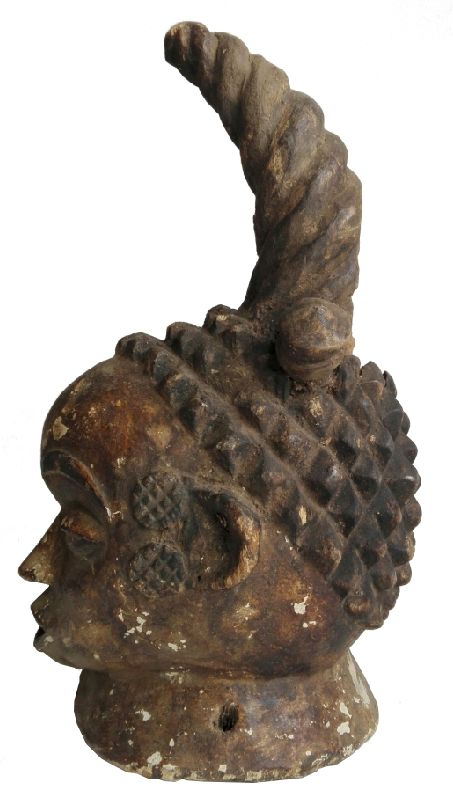 Null Africa. Beautiful Idoma head (Nigeria). Idoma head surmounted by a large ca&hellip;