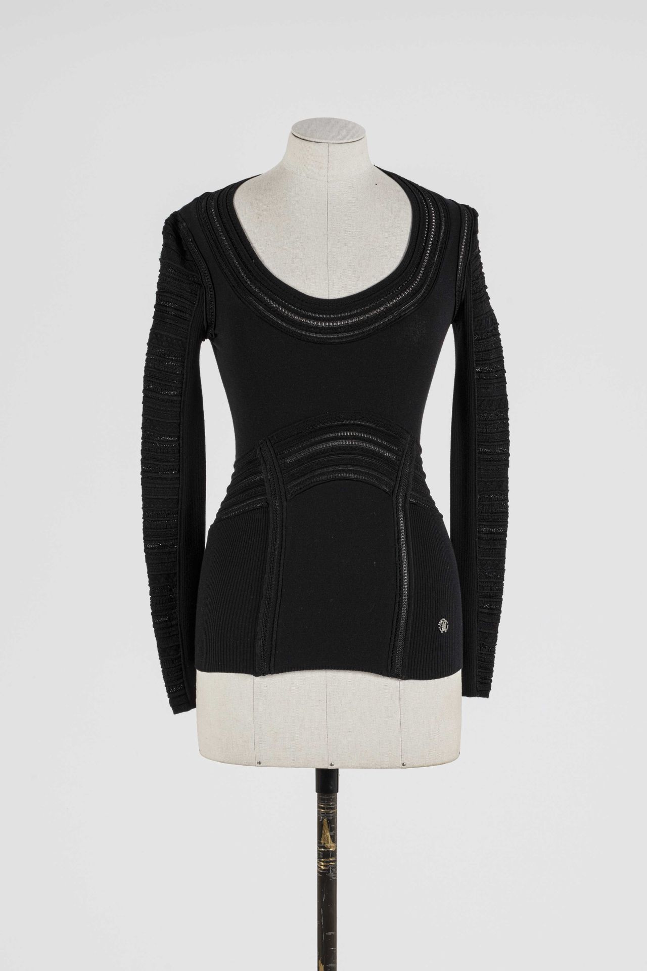 Null ROBERTO CAVALLI : black viscose and polyamide sweater, round neck, long sle&hellip;