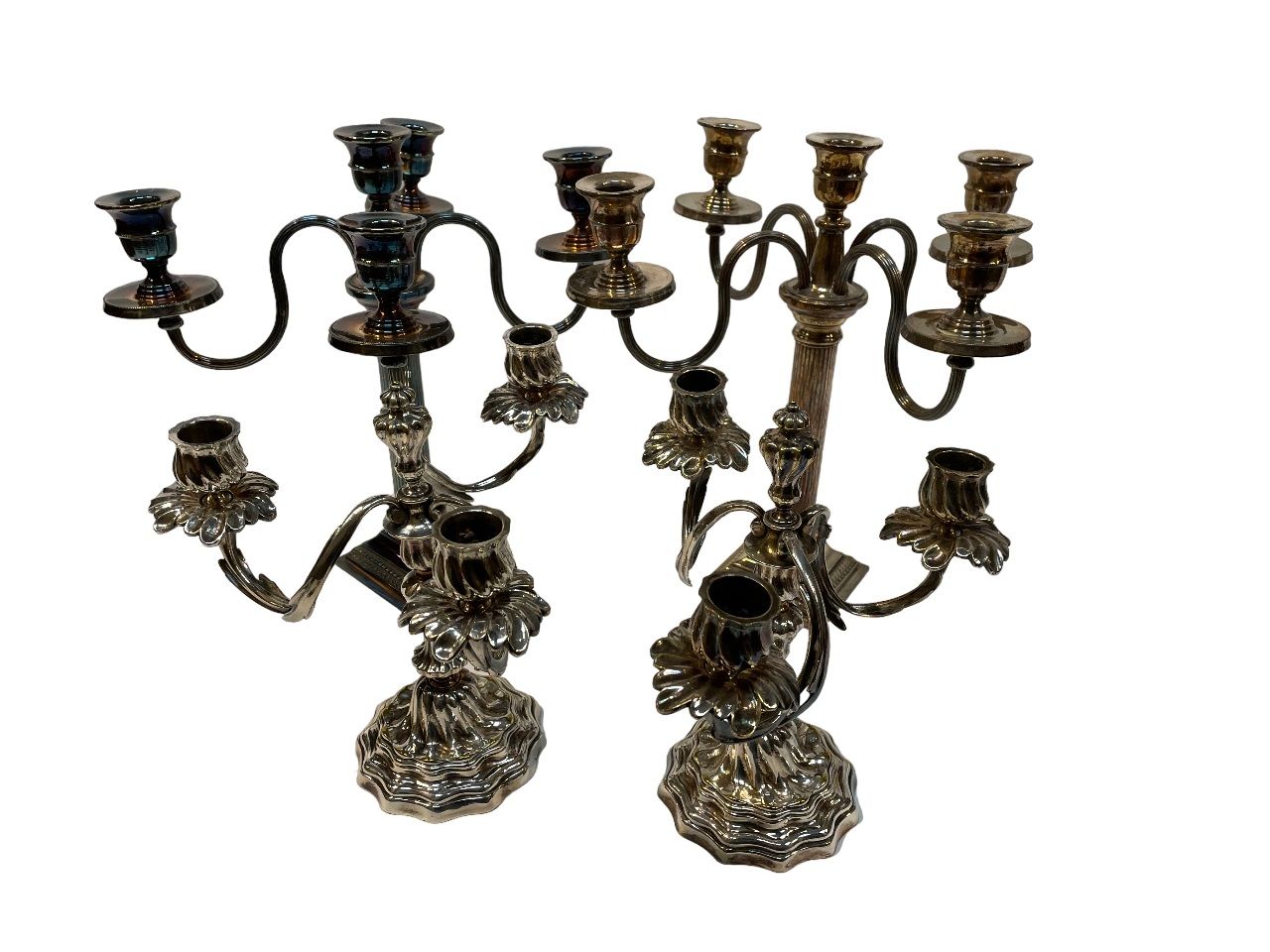 Null Pair of silver plated bronze candelabras with rocaille pattern. Two candela&hellip;