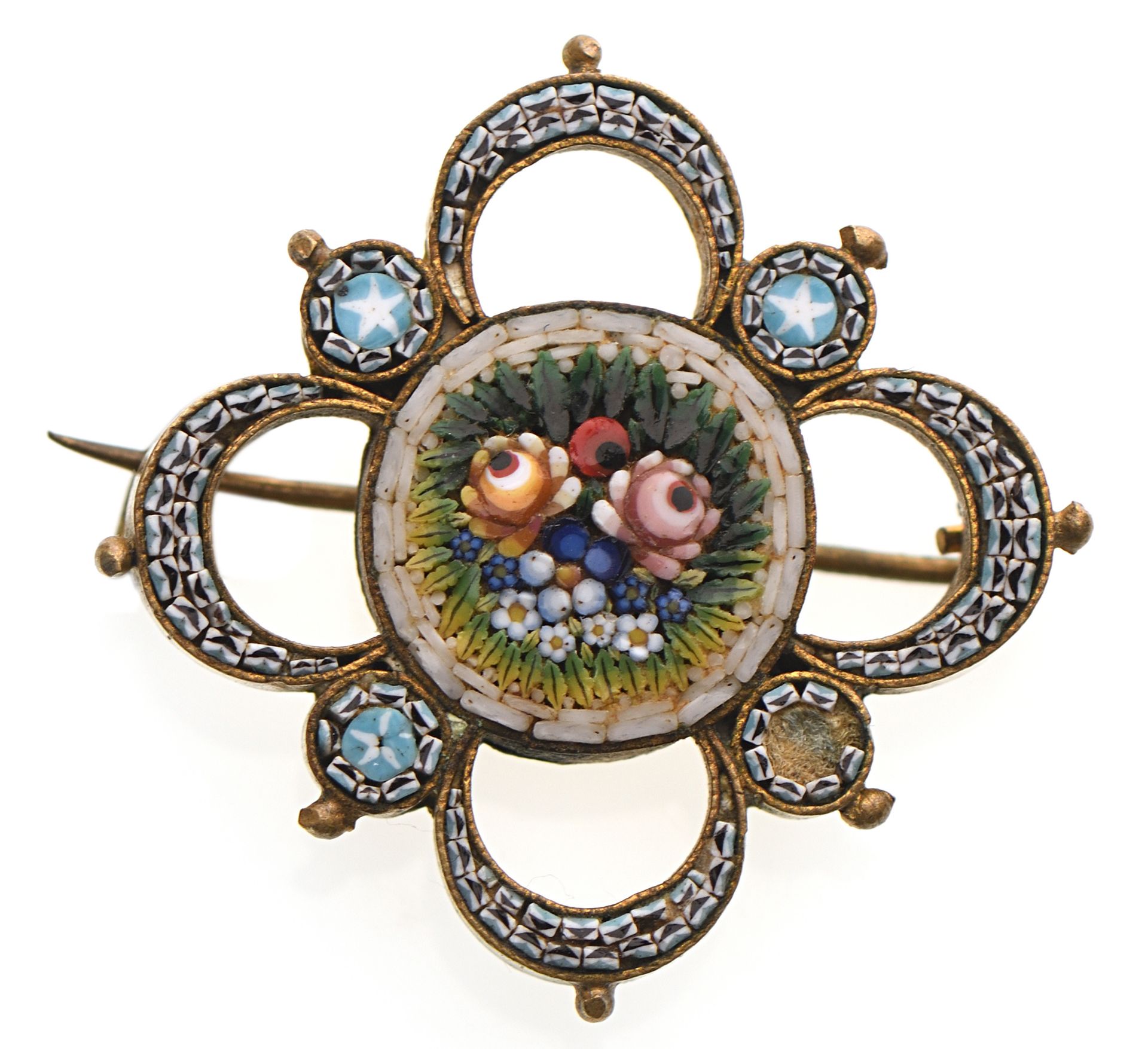 Null Broche quadrilobe en métal enrichie de micro-mosaïque polychrome à décor ce&hellip;