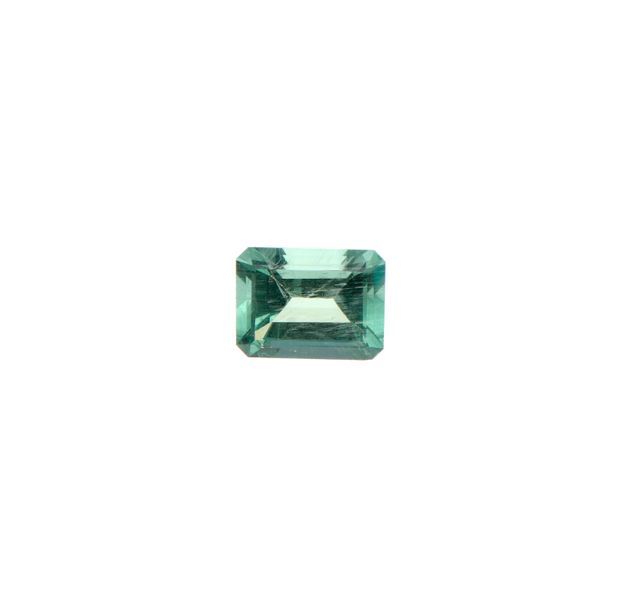 Null Béryl vert naturel, octogonale. Poids : 4,94 ct Avec certificat.