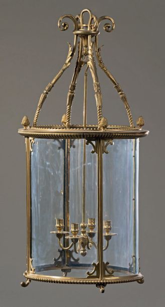 Null Lanterne d'escalier en bronze doré à quatre bras de lumière, la cage vitrée&hellip;