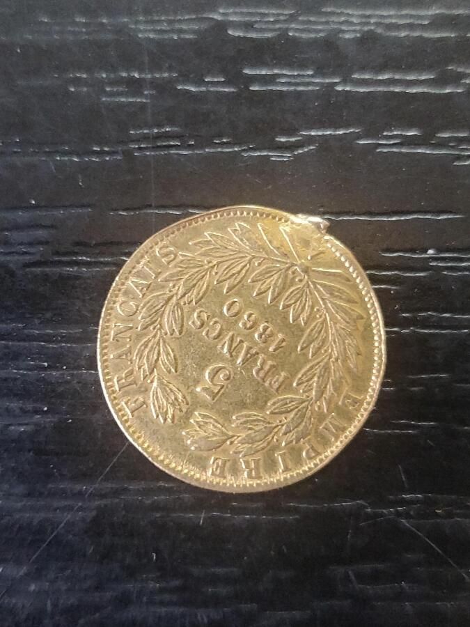 Null 80.州内1块5法郎的黄金。

重量 : 1,5 g。(穿)。