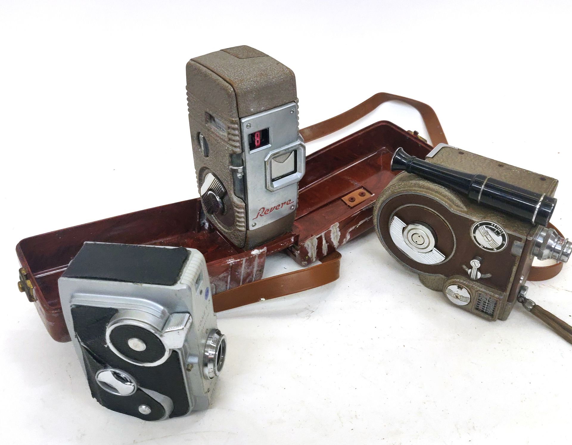Null Cinema, film equipment. Set of three miscellaneous cameras: two different R&hellip;