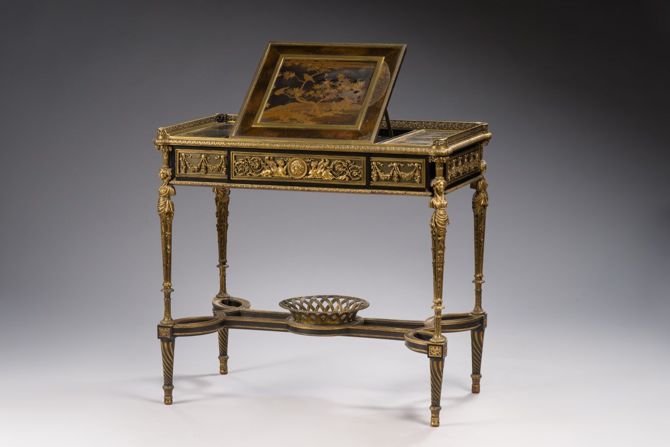 Null 181. Gervais-Maximilien-Eugène DURAND
Writing table with desk of rectangula&hellip;
