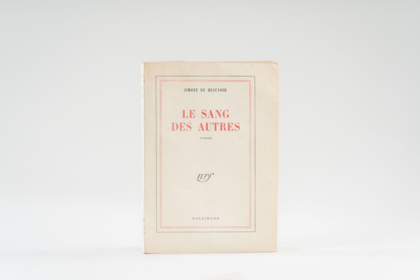 Null 42. BEAUVOIR (Simone de). 
Le Sang des autres. Paris, Gallimard, 1945, in-8&hellip;
