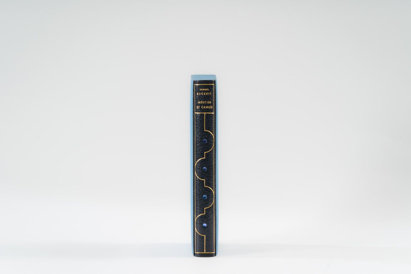 Null 65.贝克特（Samuel）。 
梅西尔和卡米尔。小说。巴黎，Les Éditions de Minuit出版社，1972年，12开本，午夜蓝色半马洛&hellip;