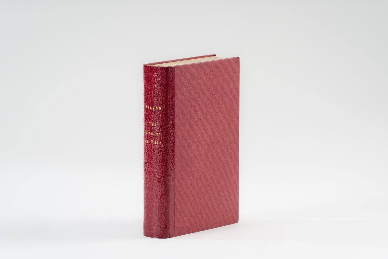 Null 17.阿拉贡（路易斯）。 
Les Cloches de Bâle.小说。巴黎，Denoël et Steele，1934年，12开本，勃艮第半马洛金&hellip;