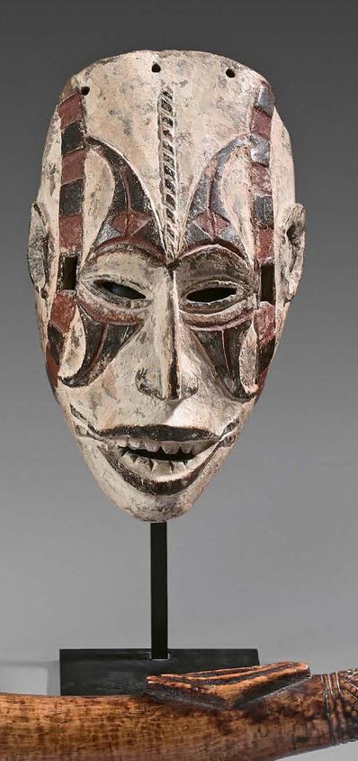 Null Masque agbo-gho mmuo Igbo, Nigeria.
Bois mi-dur, pigments.
(Accidents).
Hau&hellip;