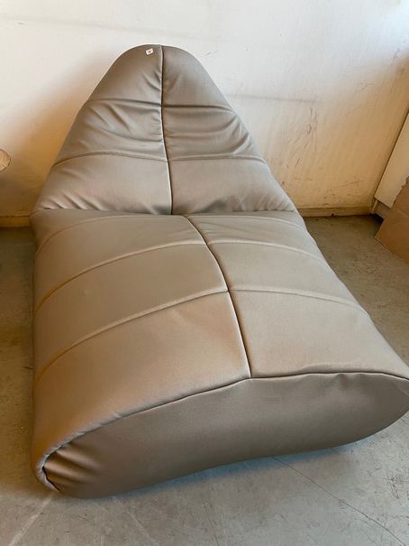 Susanne GRONLUND : Fauteuil-sac « Sitt » en coton et polyester gris 

H : 80 cm,&hellip;